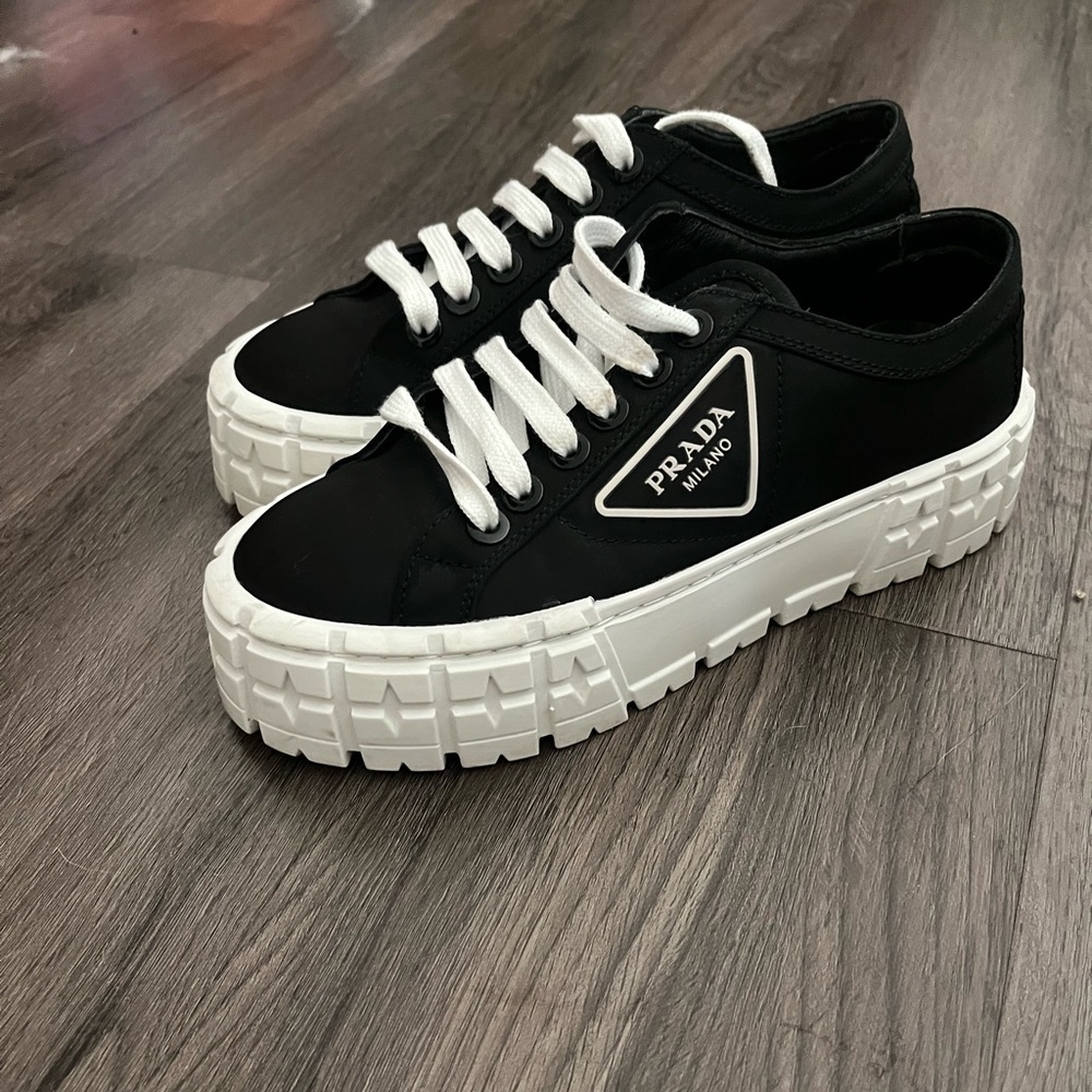 Prada sneakers for sale. Size 7.5 - great condition! Only worn 2x & has shoe box